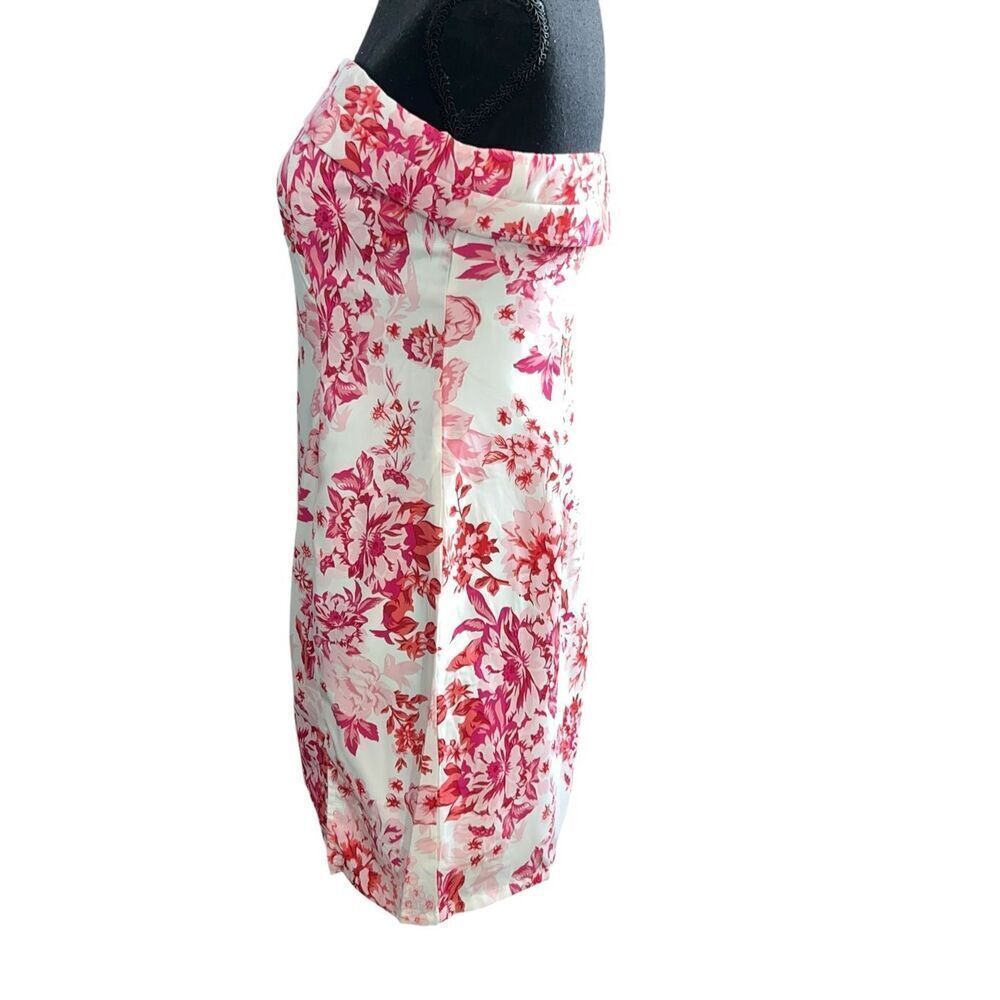 That’s so Fetch 4 Charms pink white floral strapless cocktail mini dress - Picture 5 of 8